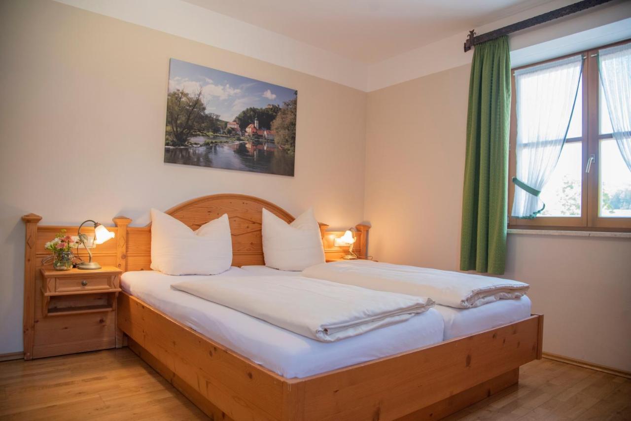 Landpension Birnthaler Kallmünz Buitenkant foto